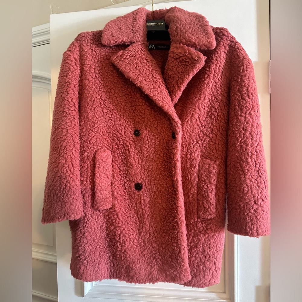Zara fleece pink oversized coat . Size XS